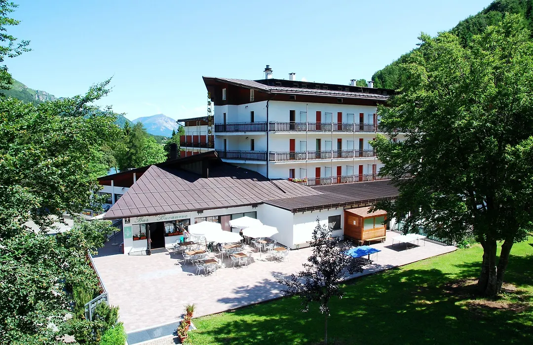 Hotel Bucaneve-1